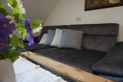 Ein Sitzbereich in der Unterkunft Ferien am Land - WALDBAUER