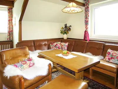 Ein Sitzbereich in der Unterkunft Apartment Moser-1 by Interhome