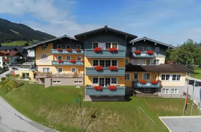 Das Gebäude in dem sich das Aparthotel befindet