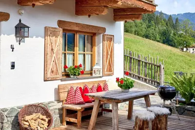 Ein Balkon oder eine Terrasse in der Unterkunft Promi Alm Flachau - Luxus Chalets