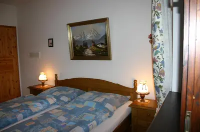 Ein Bett oder Betten in einem Zimmer der Unterkunft Fewo Nr. 15 Haus Konradgut