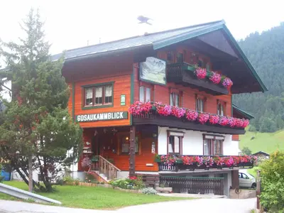 Das Gebäude in dem sich das Bed & Breakfast befindet