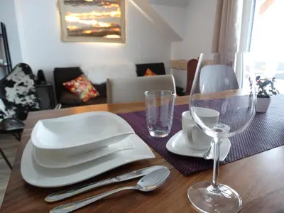 Ein Sitzbereich in der Unterkunft Alpenapartments Steiermark