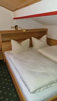 Ein Bett oder Betten in einem Zimmer der Unterkunft Gästehaus Christl
