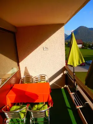 Ein allgemeiner Bergblick oder ein Berglick von der Ferienwohnung aus