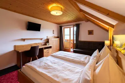 Ein Bett oder Betten in einem Zimmer der Unterkunft Hauslhof