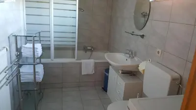 Ein Badezimmer in der Unterkunft ferienhausfindling St.Lambrecht