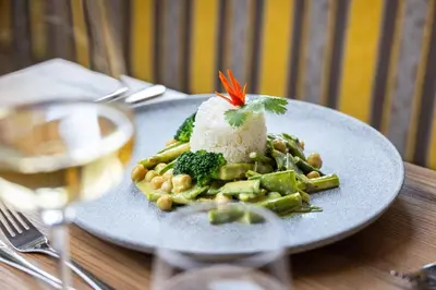 Essen im Hotel oder in der Nähe