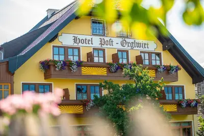 Das Gebäude in dem sich das Hotel befindet