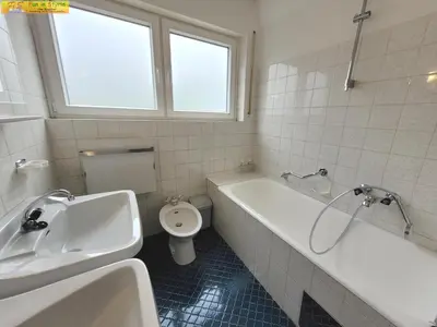 Ein Badezimmer in der Unterkunft Haus Erika