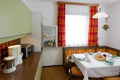 Ein Sitzbereich in der Unterkunft Ferienhaus Birkenweg