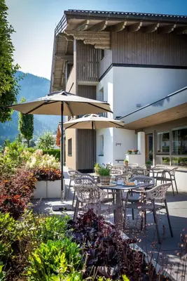 Das Gebäude in dem sich das Aparthotel befindet