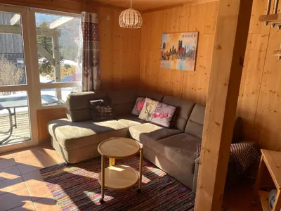 Ein Sitzbereich in der Unterkunft Feriendorf Tauerngast