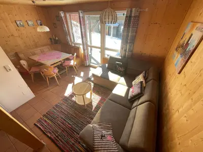 Ein Sitzbereich in der Unterkunft Feriendorf Tauerngast