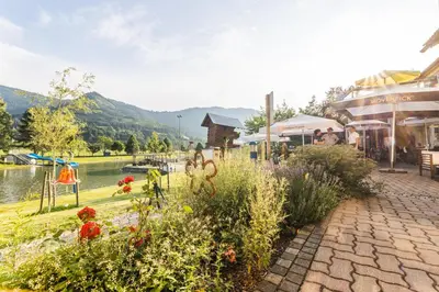 Ein allgemeiner Bergblick oder ein Berglick von der Ferienwohnung aus