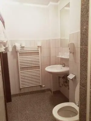 Ein Badezimmer in der Unterkunft Econnomy Adler