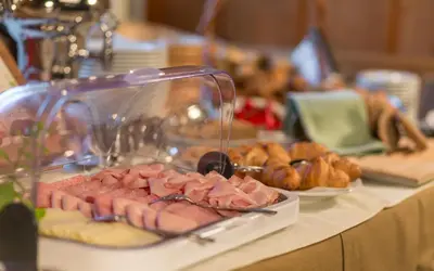 Essen im Hotel oder in der Nähe