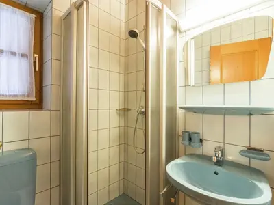 Ein Badezimmer in der Unterkunft Apartment in Wagrain with Stunning Mountain Views
