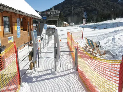 Chalet Hohentauern am Skilift im Winter