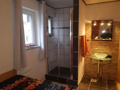 Ein Badezimmer in der Unterkunft Haus Chrissy