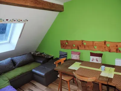 Ein Sitzbereich in der Unterkunft Unterlanschützhof