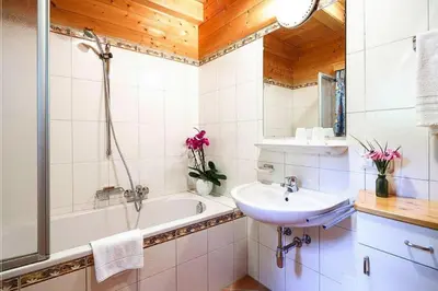 Ein Badezimmer in der Unterkunft Chalet in Schlierbach near Ski Trails