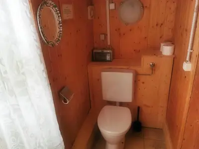 Ein Badezimmer in der Unterkunft Schnaitstadl-Alm Selbstversorgerhütte