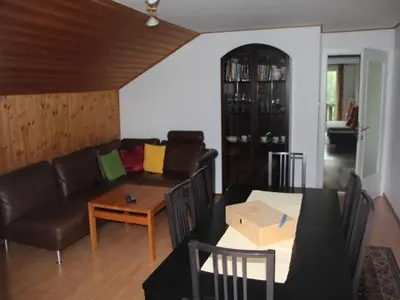 Ein Sitzbereich in der Unterkunft Ferienwohnung Laserer