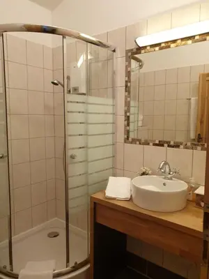 Ein Badezimmer in der Unterkunft Gut Unterbrunn