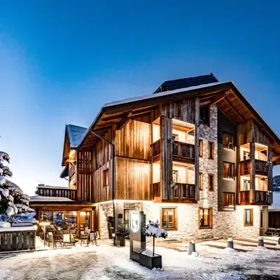 ALMMONTE SENSUM SUITES - Funky Living Hotel