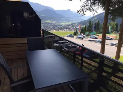 Ein allgemeiner Bergblick oder ein Berglick von der Ferienwohnung aus