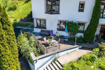 Ein Garten an der Unterkunft Appartement Weitsicht
