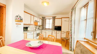 Küche/Küchenzeile in der Unterkunft Landhaus Försterlisl
