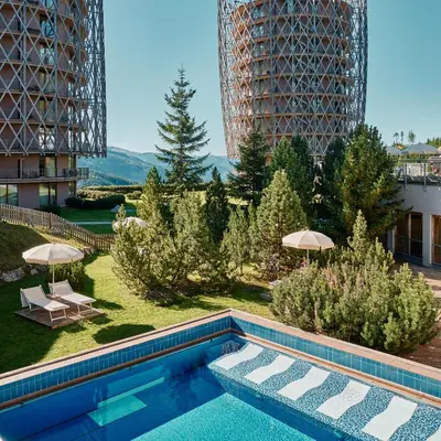 Der Swimmingpool an oder in der Nähe von Falkensteiner Residences edelweiss