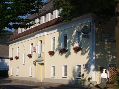 Das Gebäude in dem sich die Pension befindet
