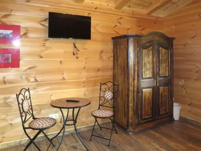 TV/Unterhaltungsangebot in der Unterkunft Chalet Aualm-2 by Interhome