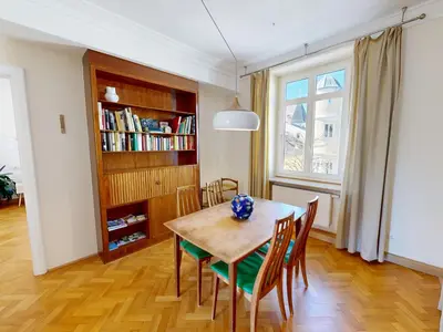 Die Bibliothek in der Ferienwohnung