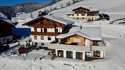 Bio Bauernhof Oberbenk im Winter