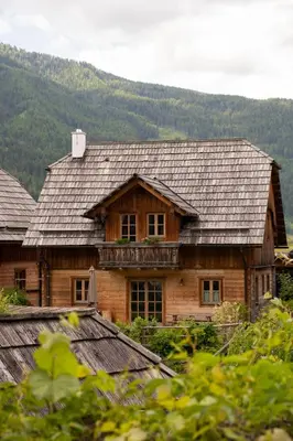 Ein allgemeiner Bergblick oder ein Berglick von des Chalets aus