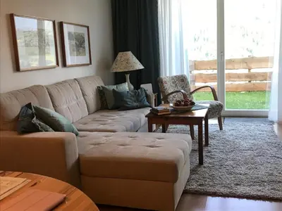 Ein Sitzbereich in der Unterkunft Appartement Planaiblick