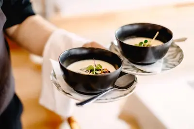 Essen im Hotel oder in der Nähe