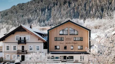 Ein allgemeiner Bergblick oder ein Berglick von der Ferienwohnung aus