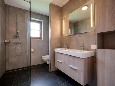 Ein Badezimmer in der Unterkunft Chalet in Mauterndorf near Ski Slopes