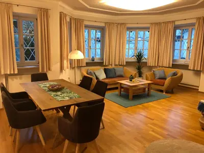Ein Sitzbereich in der Unterkunft Ferienwohnung Eiskögerl im Barbarahof