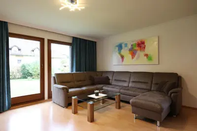 Ein Sitzbereich in der Unterkunft Gästehaus Reingruber