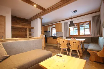 Ein Sitzbereich in der Unterkunft Appartementhaus Brunnenhof
