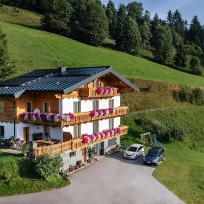 Chalet in Sankt Johann near Ski Lift