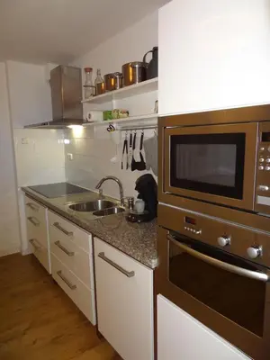 Küche/Küchenzeile in der Unterkunft Pension Edelweiss, apartment Amsterdam 4-6 pers