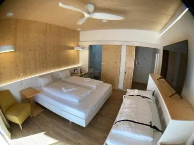 Ein Bett oder Betten in einem Zimmer der Unterkunft Seehotel am Hallstättersee modern rooms