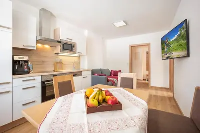 Küche/Küchenzeile in der Unterkunft Haus Alpenruhe by Schladmingurlaub
